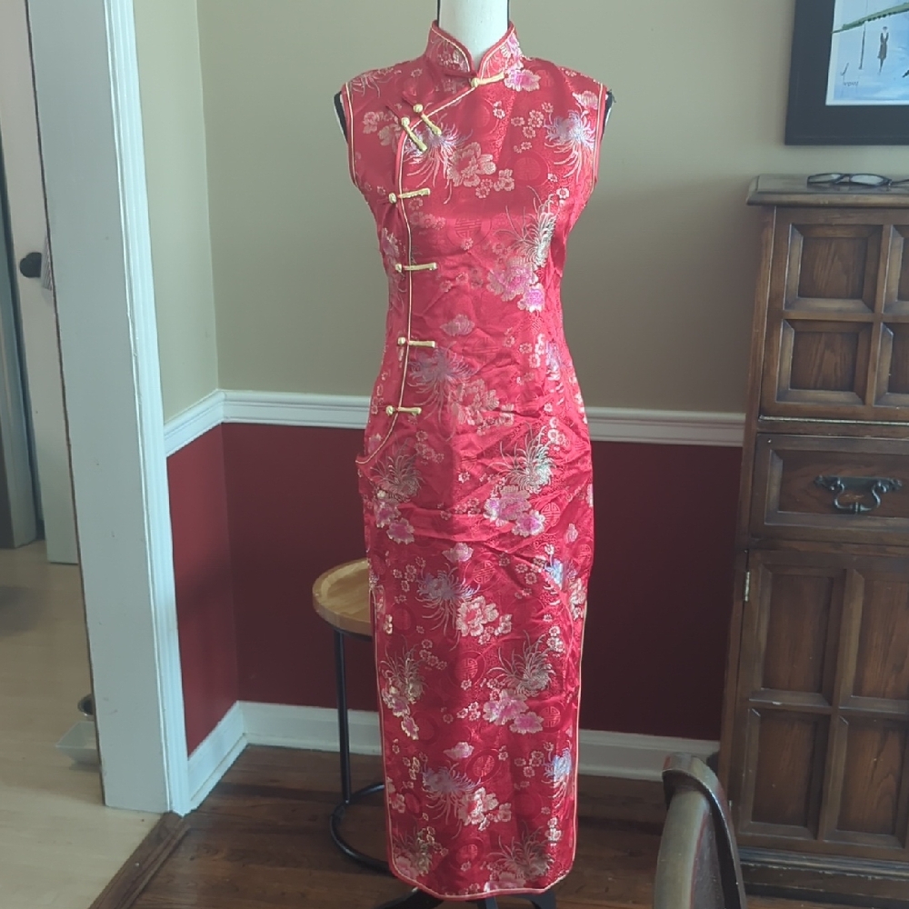 Elegant Red Floral Cheongsam Dress